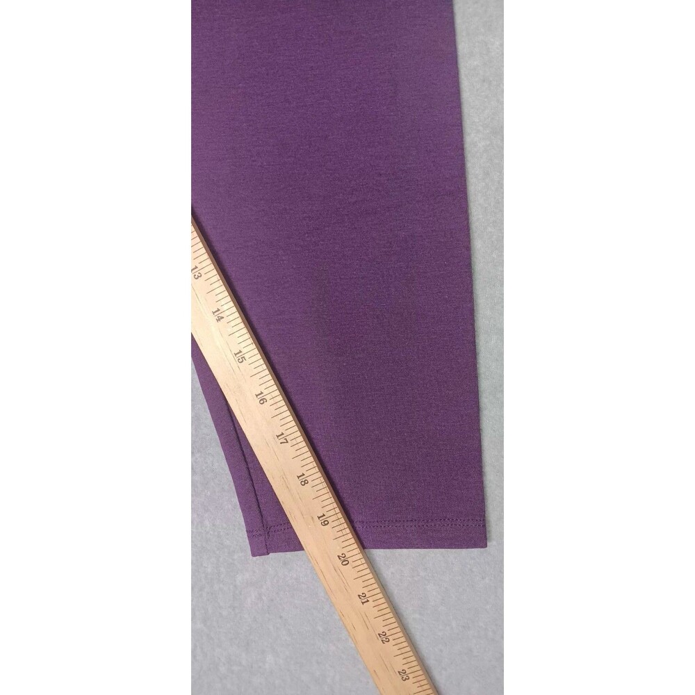 NWT! One World Capris Leggings L Eggplant Purple Activewear Atheisure Cropped - Picture 10 of 13